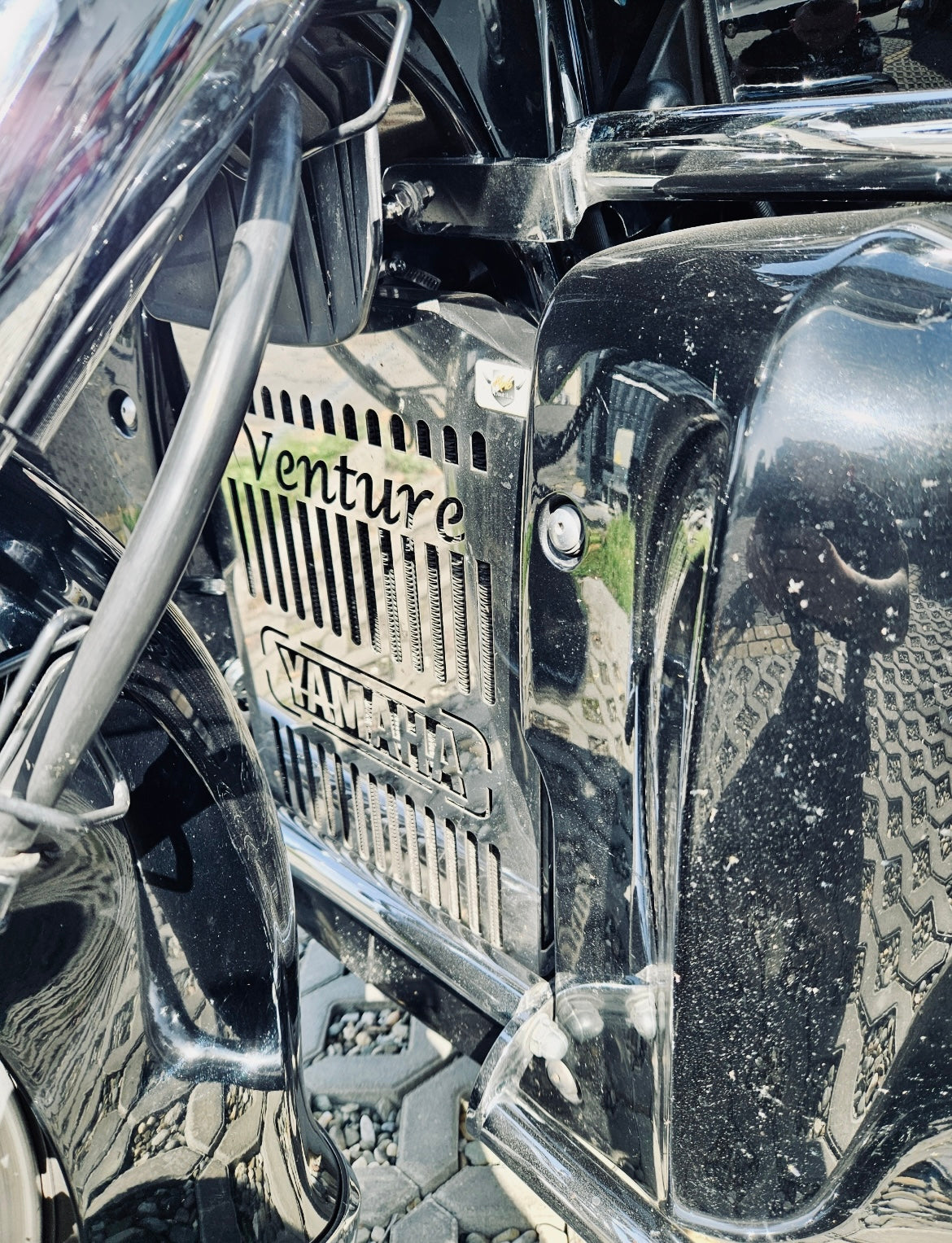 Radiator Guard Cover for Yamaha XVZ 1300 Royal Star Venture – Premium Protection and Precision Fit