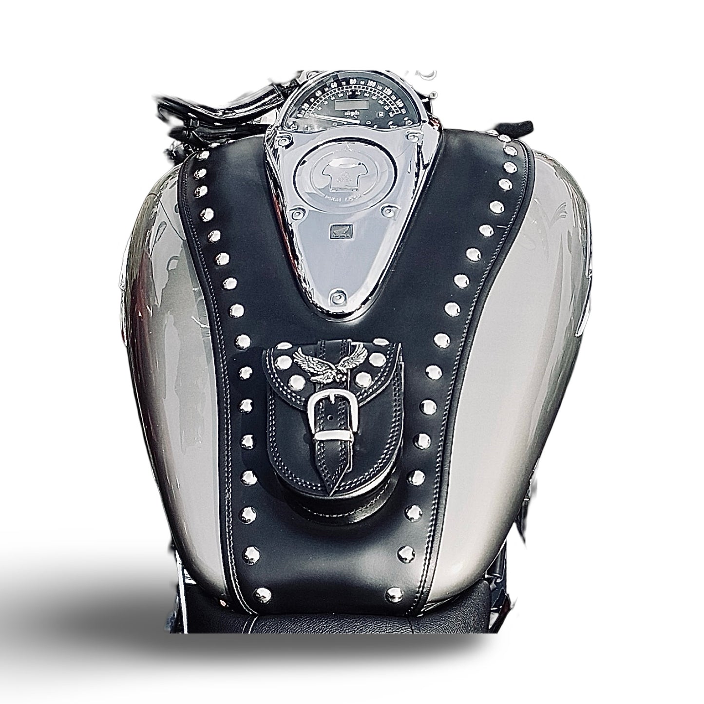 Upgrade your Yamaha Midnight Star (V Star) 950, with this handcrafted leather tank belt, combining style, protection, and functionality. A must-have for cruiser enthusiasts!