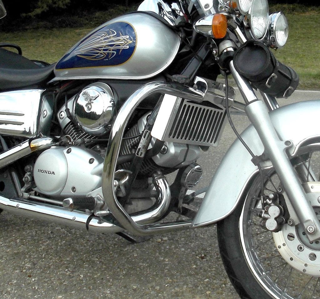 Classic Crash Bar - Honda VT 125 Shadow
